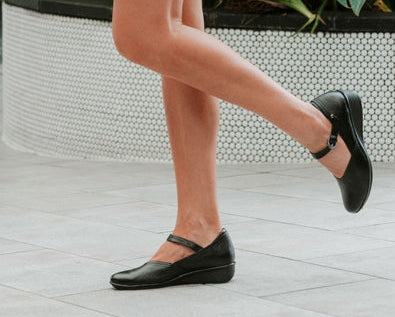 Comfort Meets Style: Shoes for Australians Who Stand All Day