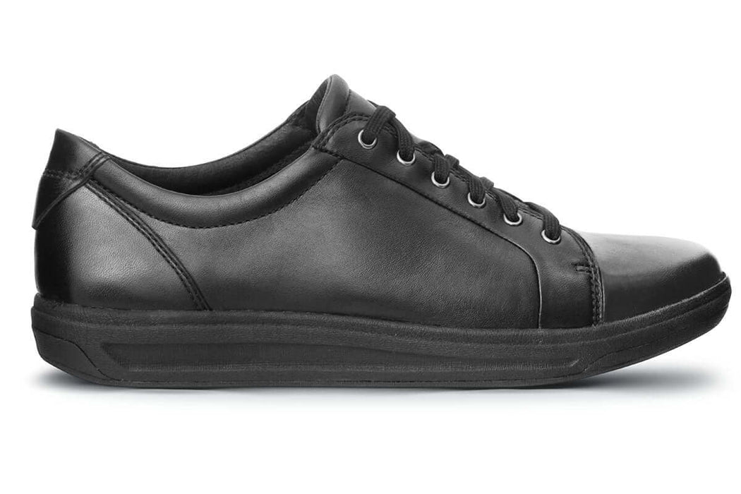 Ascent Stratus Women's Sneaker